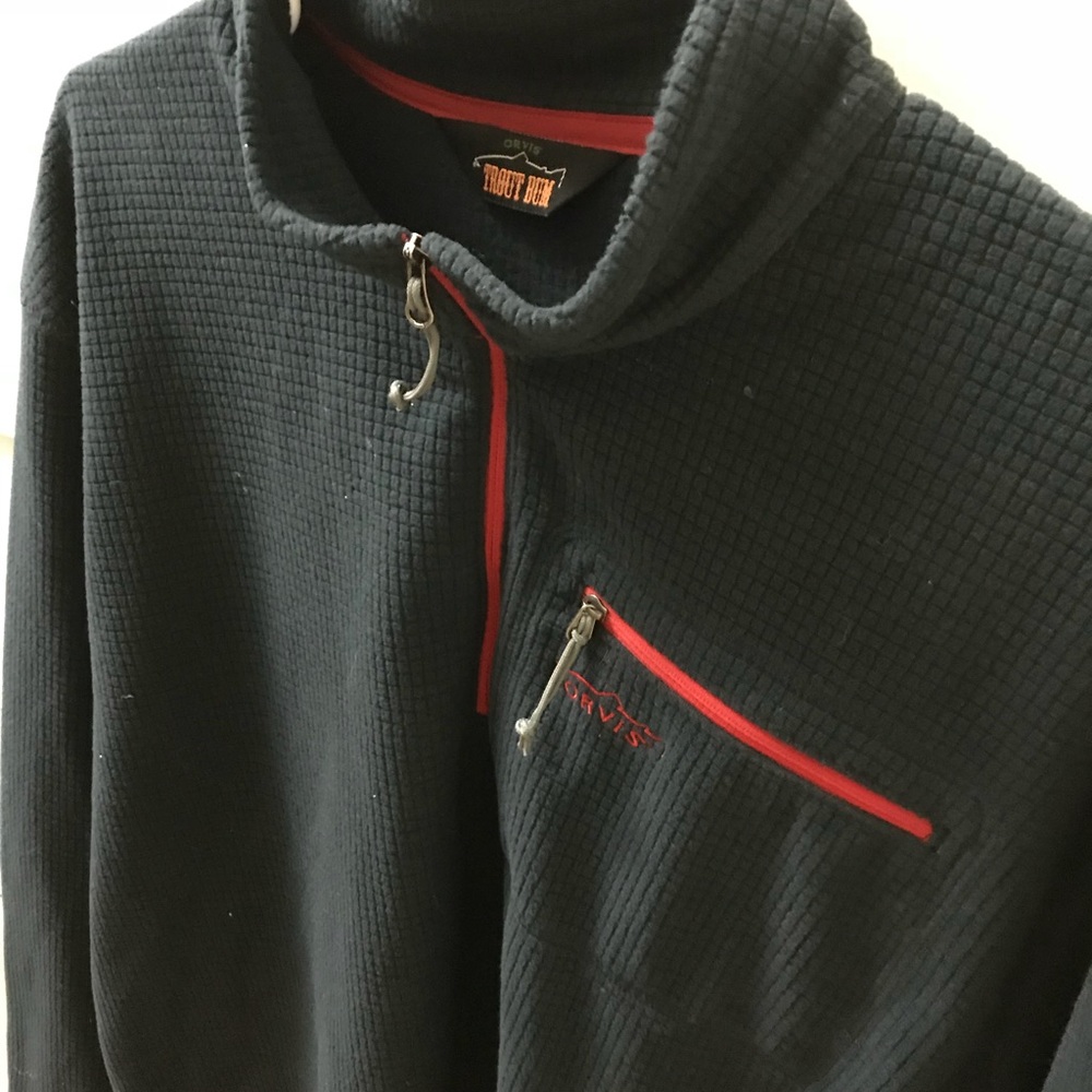 Half zip pullover fleece, size large